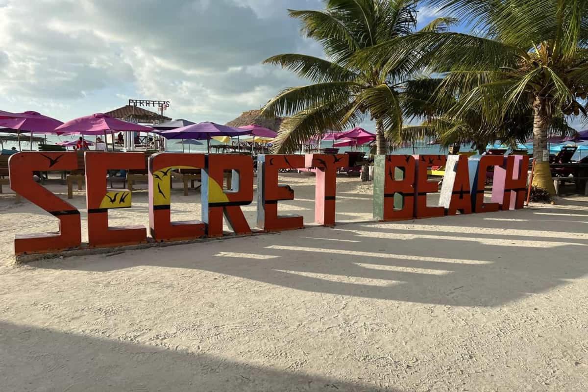 White Sands Cove ซานเปโดร ภายนอก รูปภาพ
